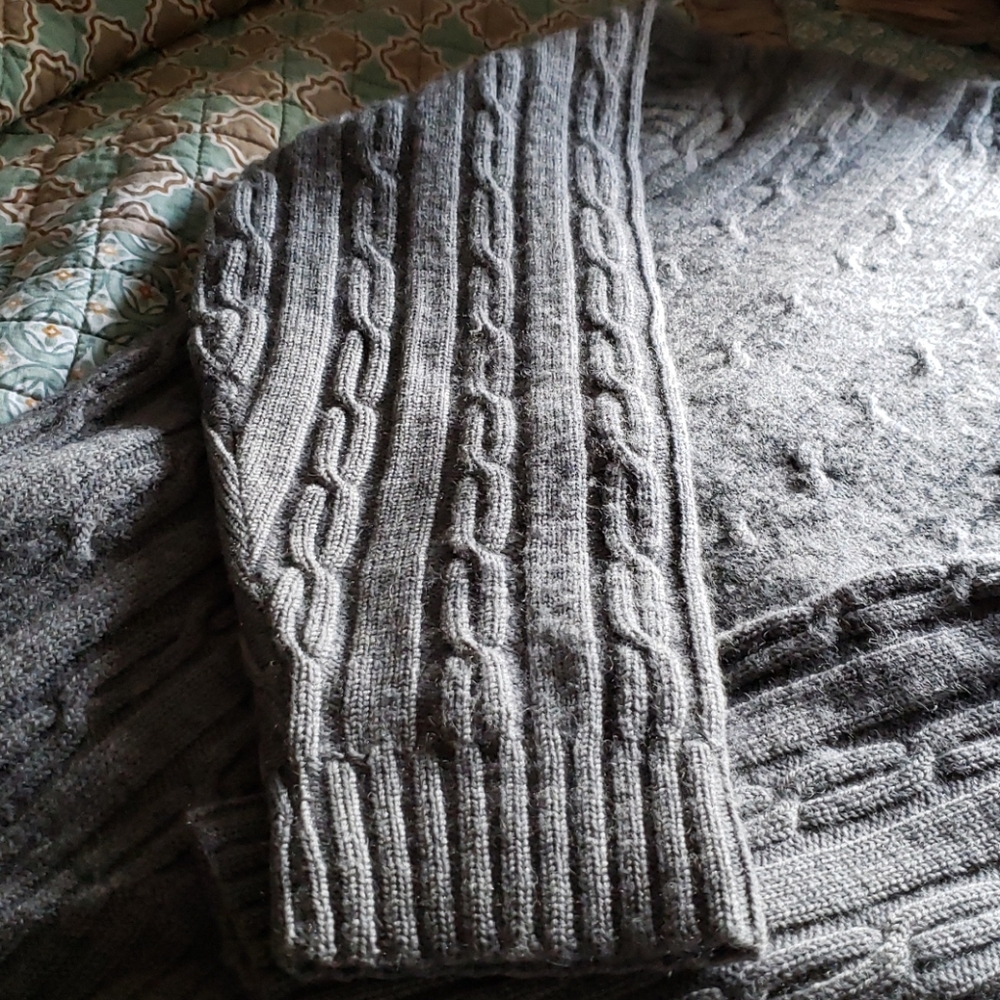 BRENTWOOD SWEATER - Picture 6 of 6
